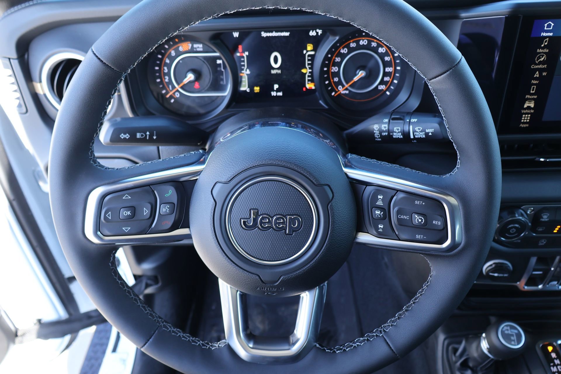 New 2026 Jeep Wrangler Unlimited Sahara AWD/4WD image 3