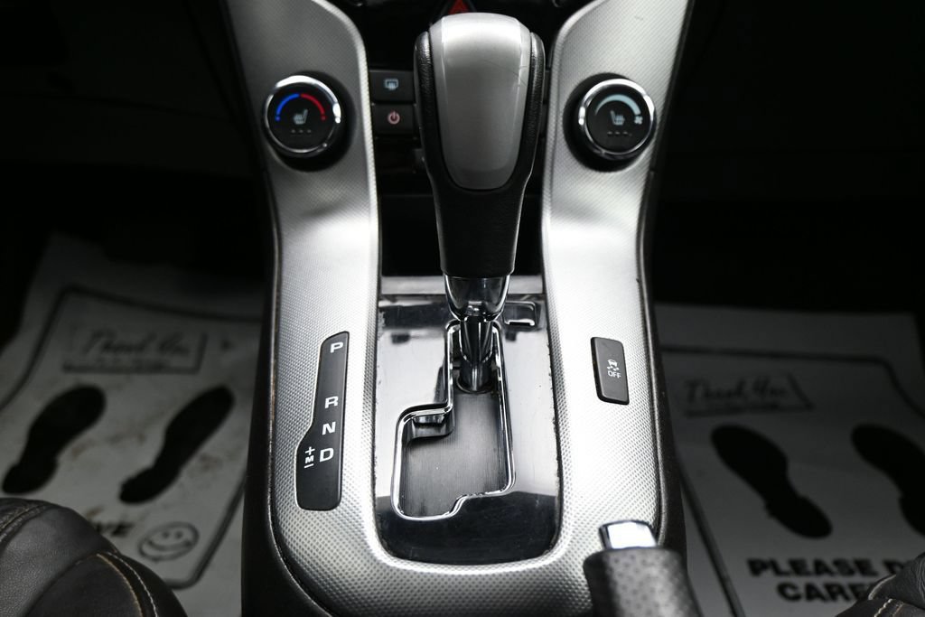 Used 2015 Chevrolet Cruze LTZ w/ Sun, Sound and Sport Package FWD image 21