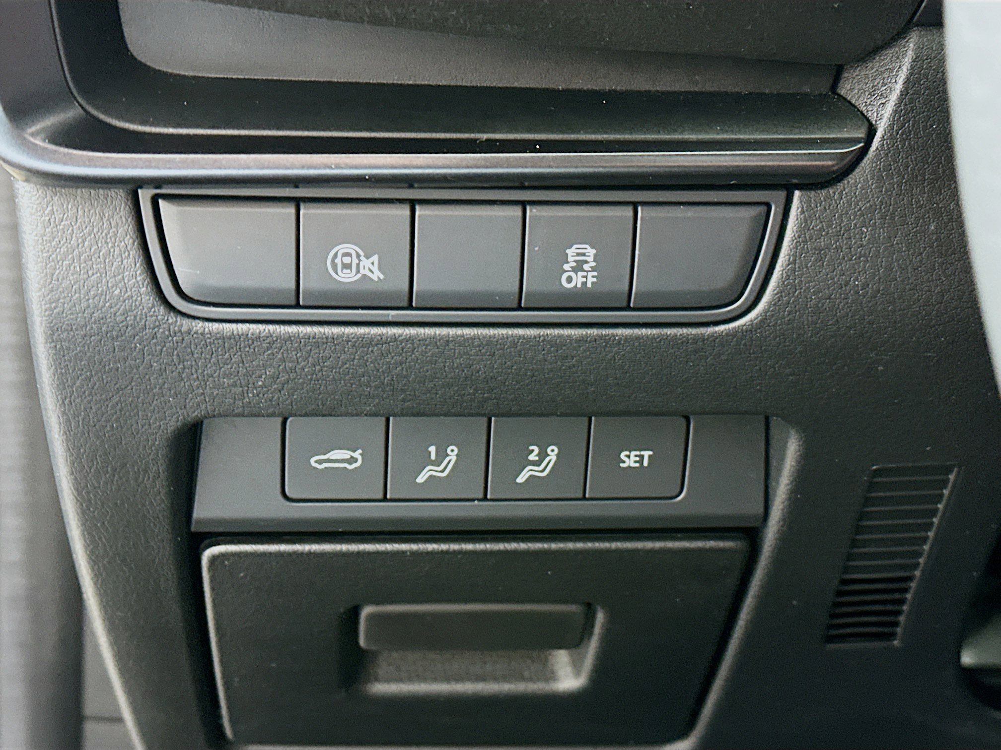 Used 2024 MAZDA MAZDA3 s image 17