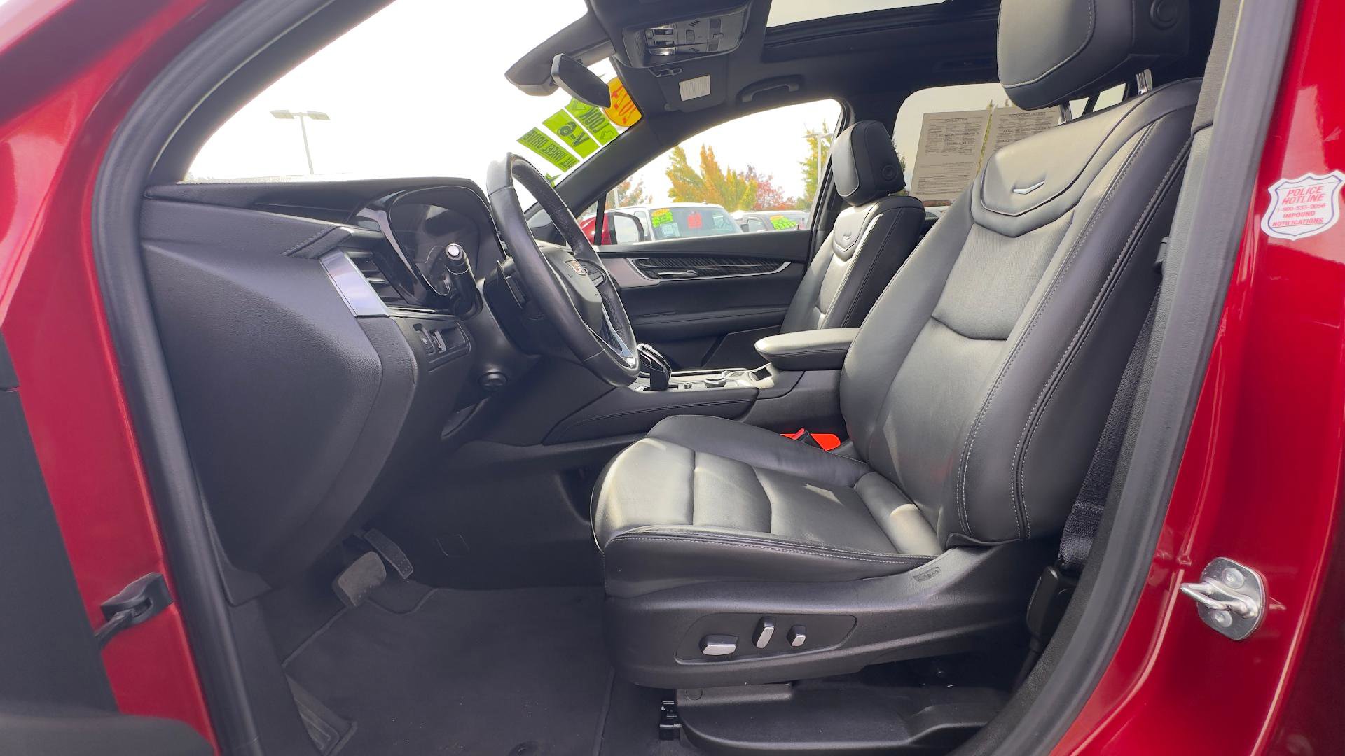 Certified 2024 Cadillac XT6 Premium Luxury image 17