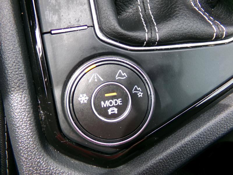 Used 2023 Volkswagen Taos SE image 31