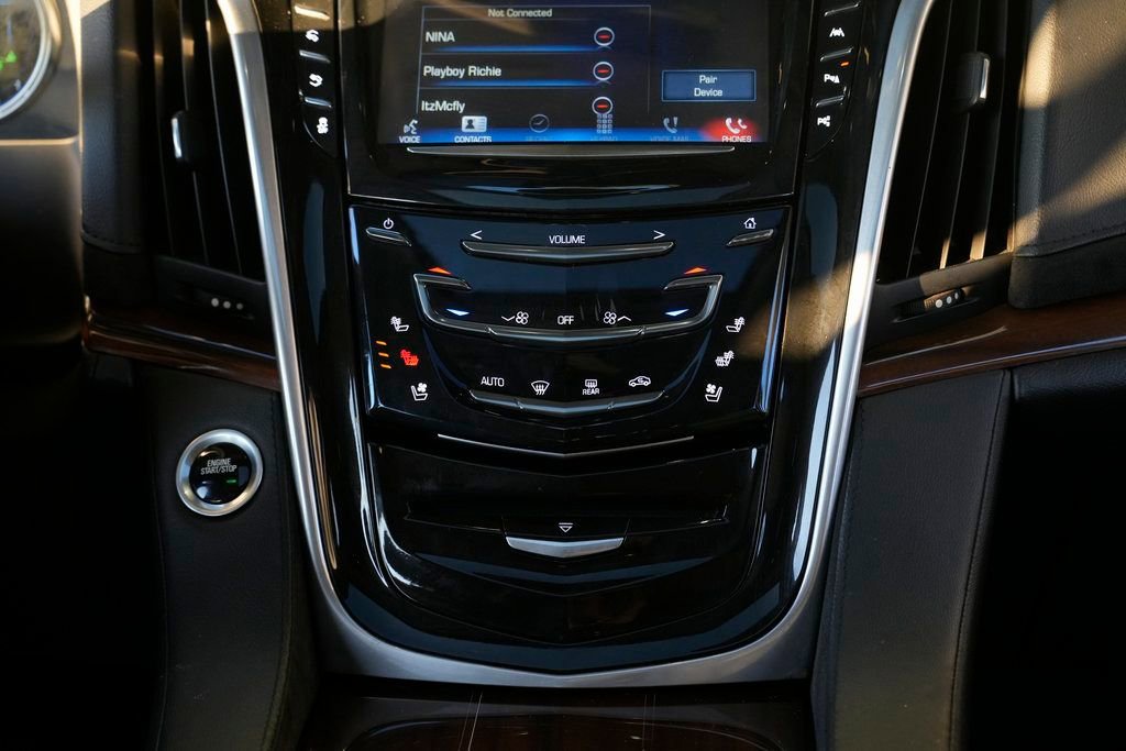 Used 2020 Cadillac Escalade Luxury AWD/4WD image 37