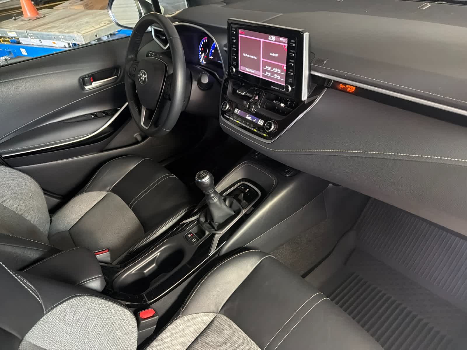 Used 2021 Toyota Corolla XSE FWD image 15