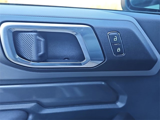 Certified 2024 Ford Bronco Black Diamond image 28