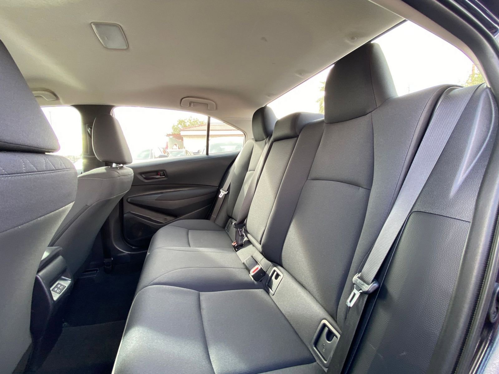 Used 2025 Toyota Corolla LE image 25