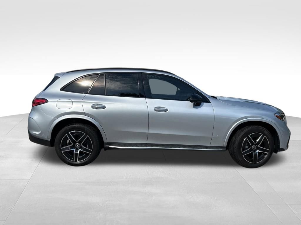 Used 2023 Mercedes-Benz GLC 300 4MATIC image 6