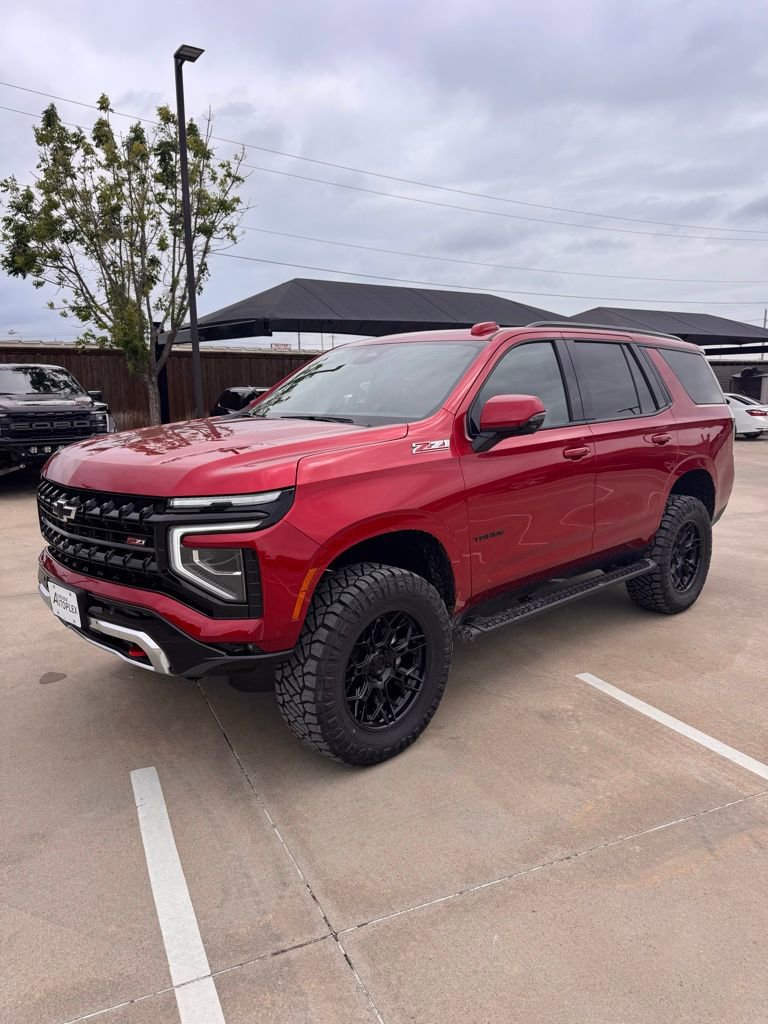 Used 2026 Chevrolet Tahoe Z71 w/ Comfort Package AWD/4WD image 3