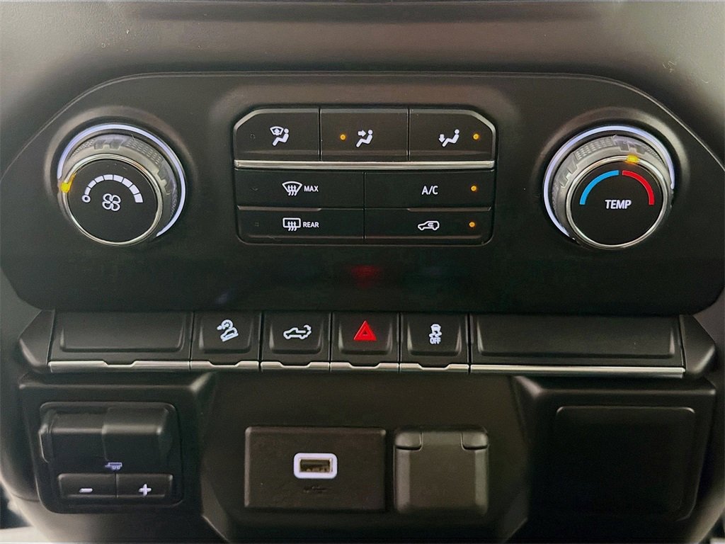 Used 2020 Chevrolet Silverado 1500 Custom Trail Boss w/ Custom Convenience Package image 14