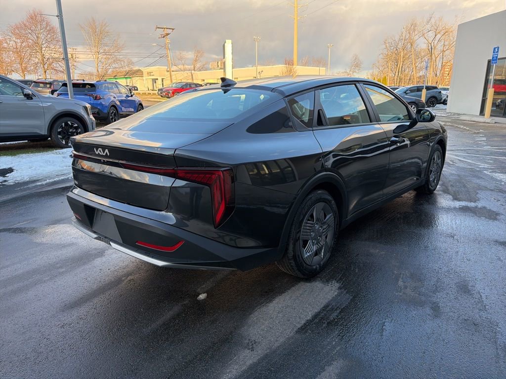 New 2025 Kia K4 LX image 6