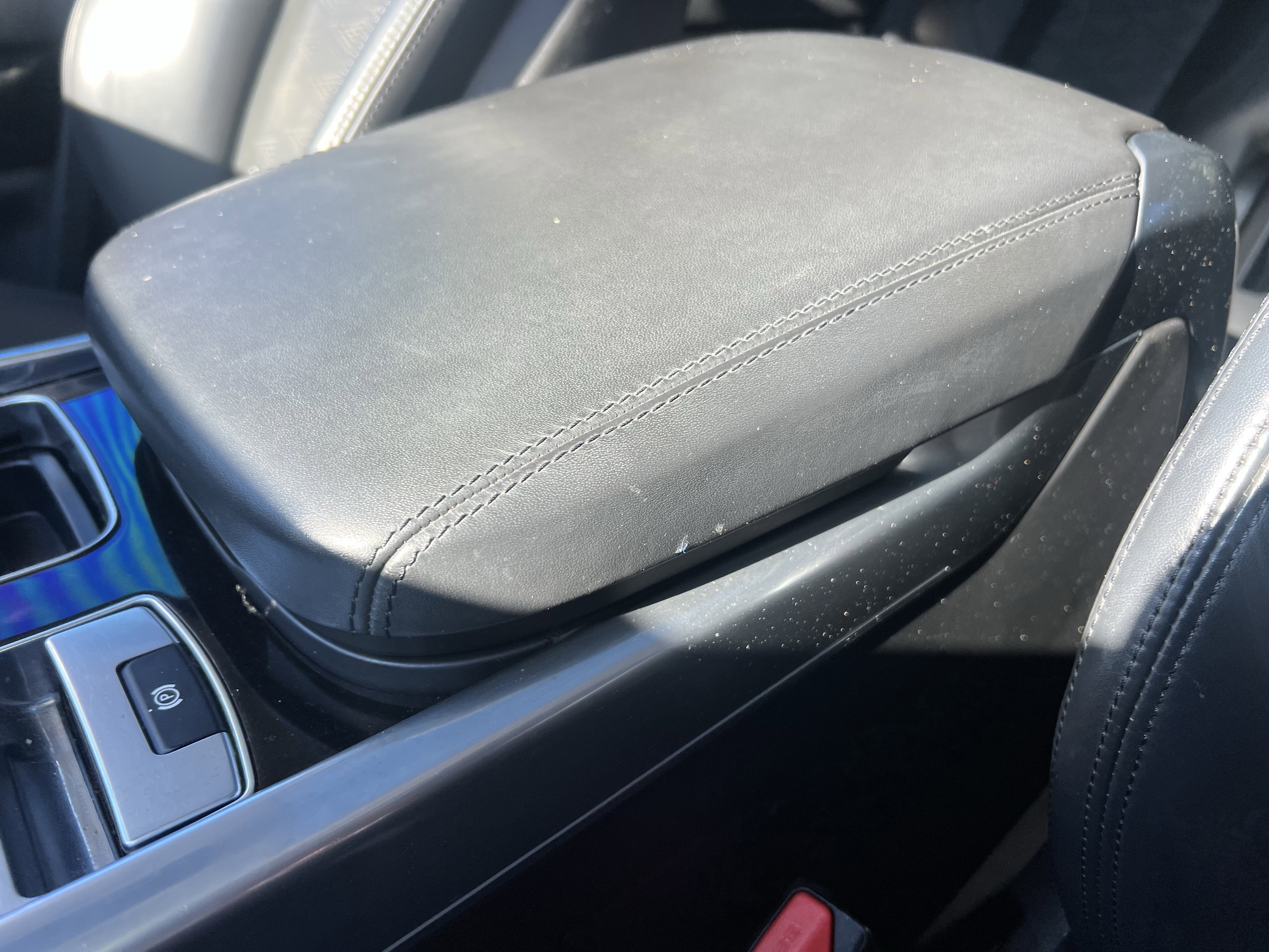 Used 2022 Land Rover Range Rover Sport SVR image 26