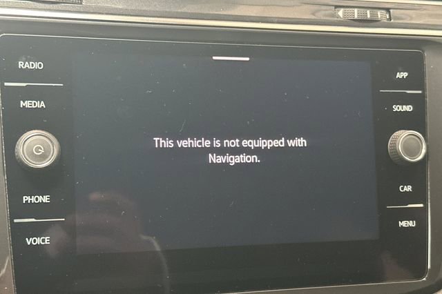 Certified 2022 Volkswagen Tiguan SE image 25