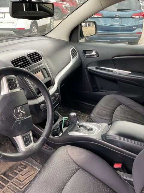 Used 2013 Dodge Journey SXT w/ Flexible Seating Group image 5