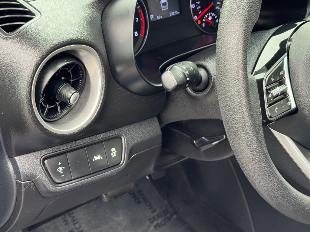 Used 2019 Kia Forte LXS image 15