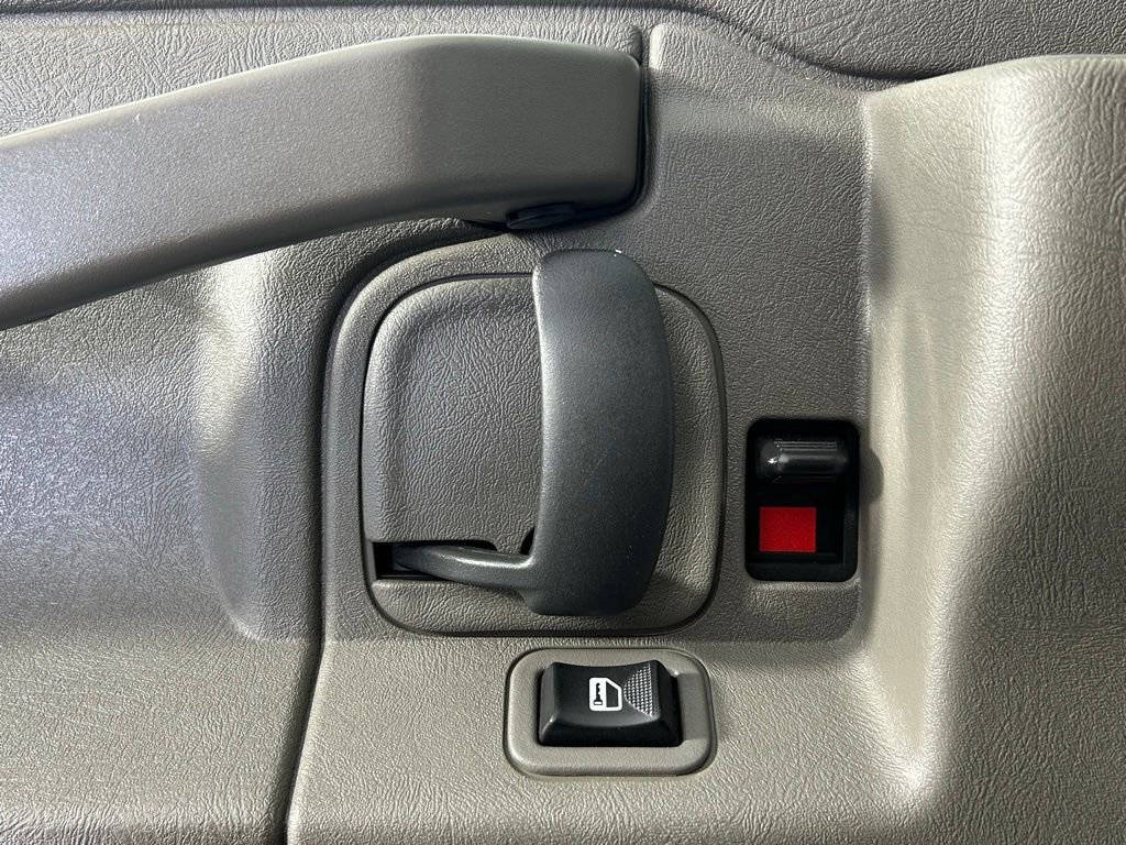 Used 2024 GMC Savana 2500 w/ Driver Convenience Package image 27