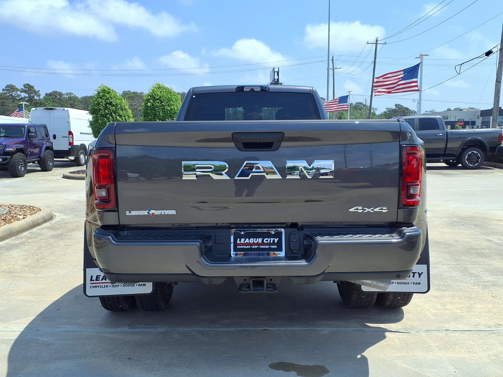 New 2026 RAM 3500 Lone Star AWD/4WD image 6