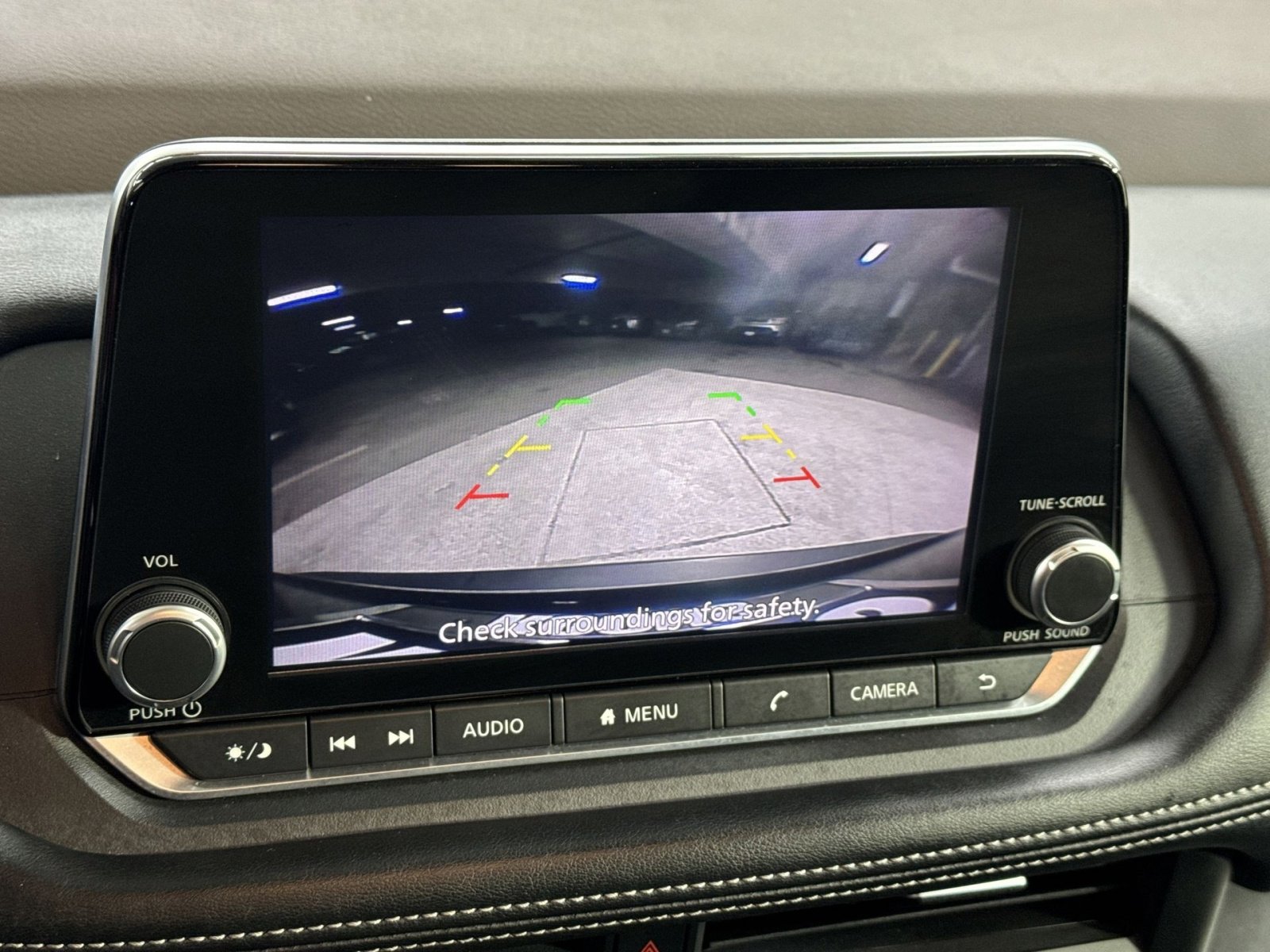 Used 2023 Nissan Rogue S image 23