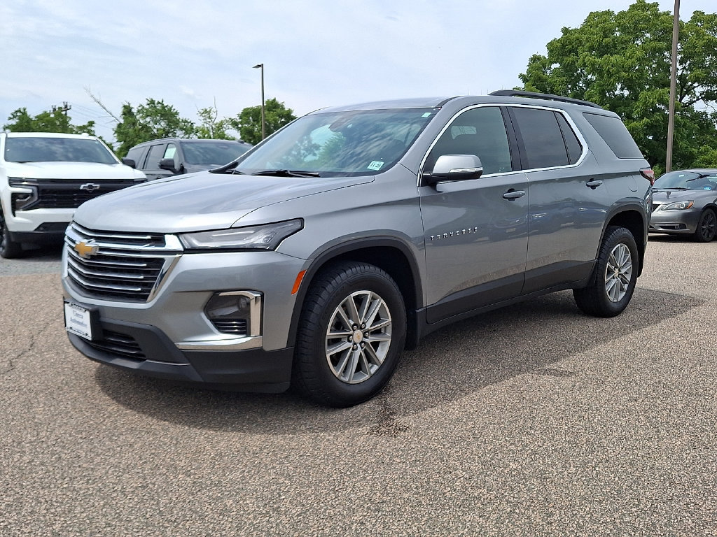 Used 2023 Chevrolet Traverse LT w/ LPO, Floor Liner Package AWD/4WD image 6