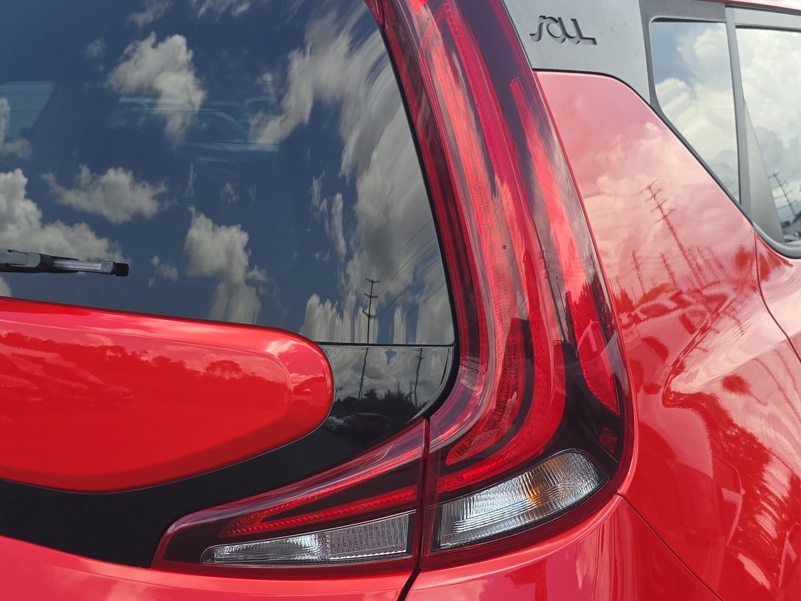 Used 2022 Kia Soul Turbo FWD image 8
