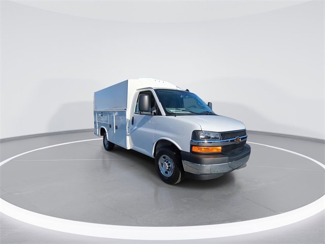 New 2025 Chevrolet Express 3500 w/ Power Convenience Package image 7
