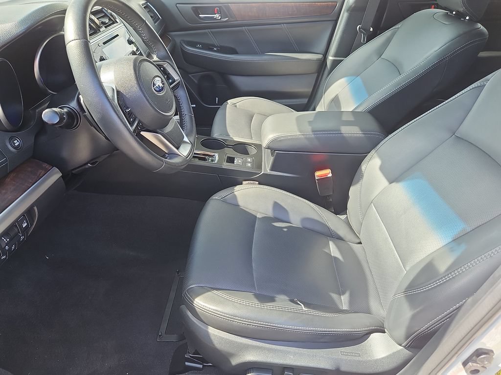 Used 2019 Subaru Outback 2.5i Limited AWD/4WD image 31