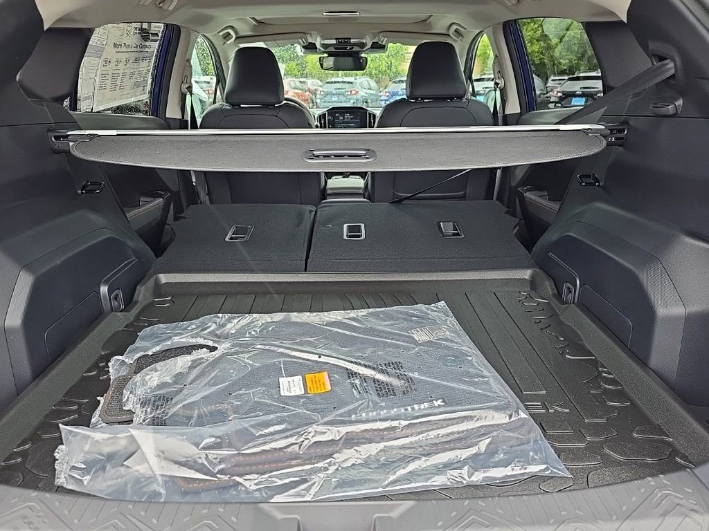 New 2025 Subaru Crosstrek 2.5i Limited w/ Crosstrek Mirror Package image 17