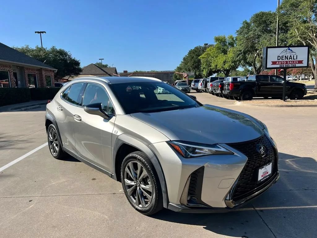 Used 2020 Lexus UX 250h F Sport AWD/4WD image 2