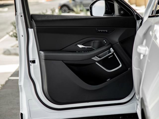 New 2024 Jaguar E-PACE R-Dynamic SE AWD/4WD image 12