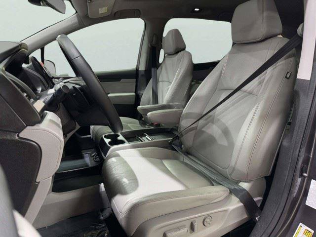 Used 2023 Honda Odyssey EX-L image 23