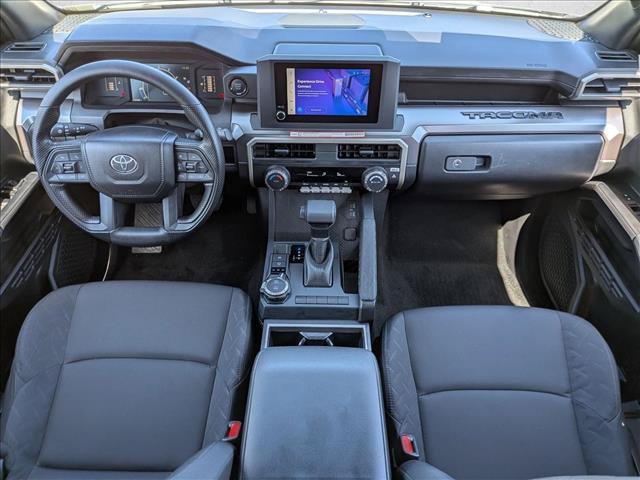 Used 2025 Toyota Tacoma SR5 AWD/4WD image 17
