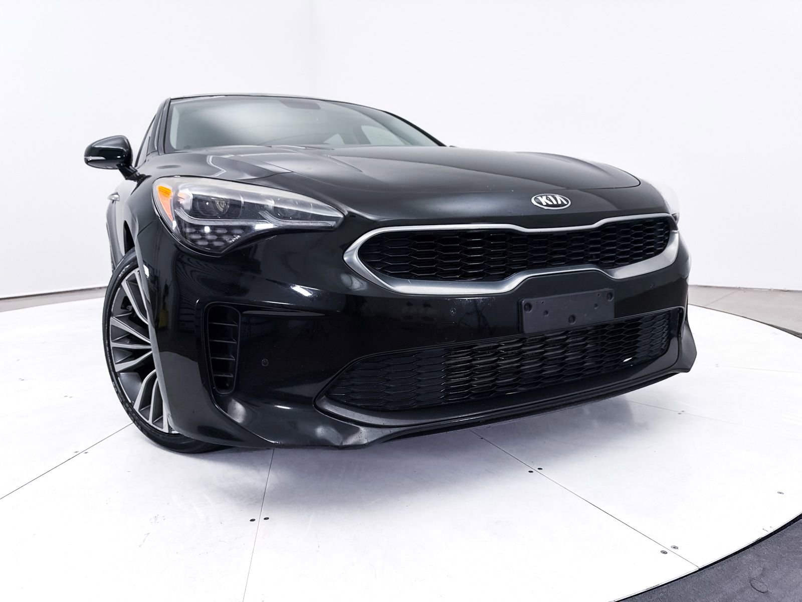Used 2018 Kia Stinger Premium image 7