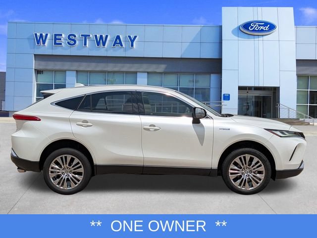 Used 2021 Toyota Venza Limited AWD/4WD image 2