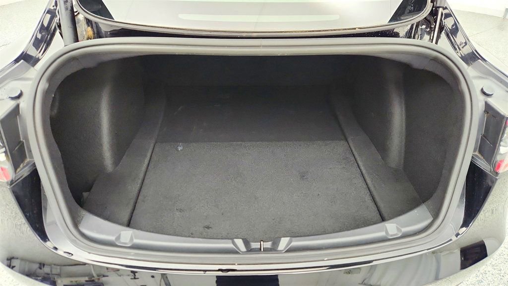 Used 2023 Tesla Model 3 Standard Range image 26