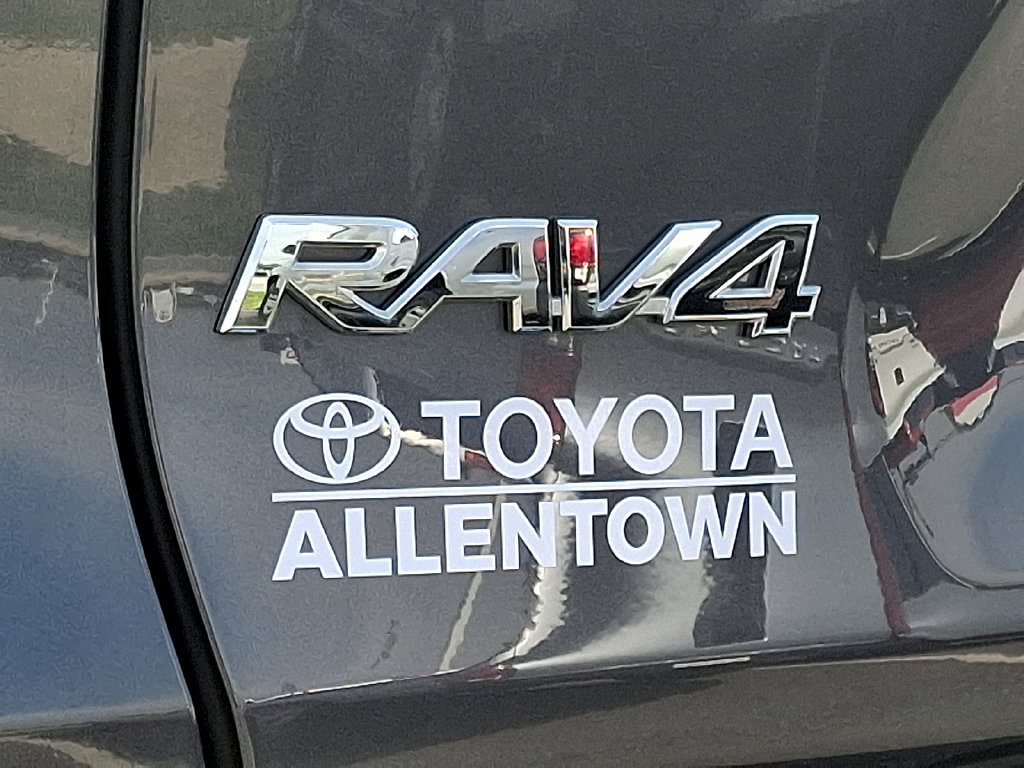 Used 2024 Toyota RAV4 XLE w/ Convenience Package AWD/4WD image 32