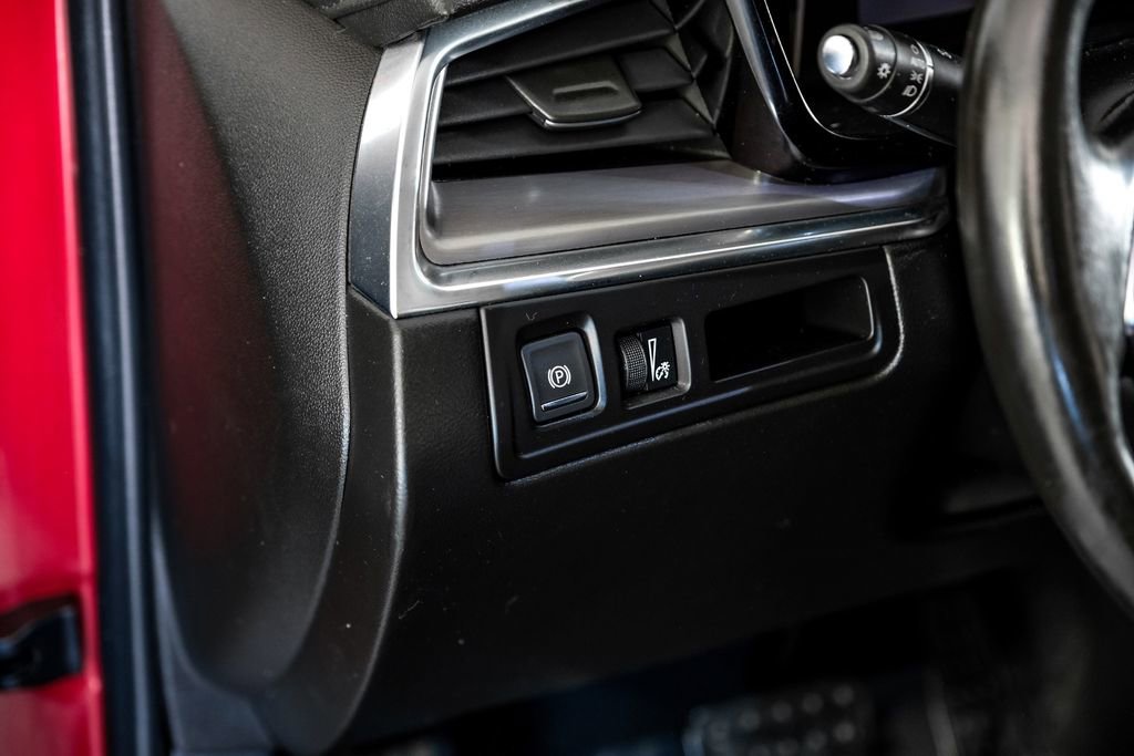 Used 2019 Cadillac XT5 Premium Luxury image 25