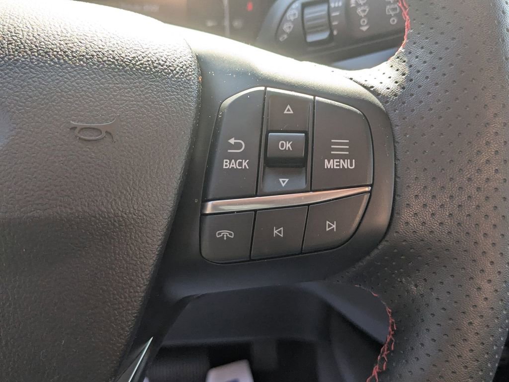 Used 2025 Ford Escape ST-Line Select image 18