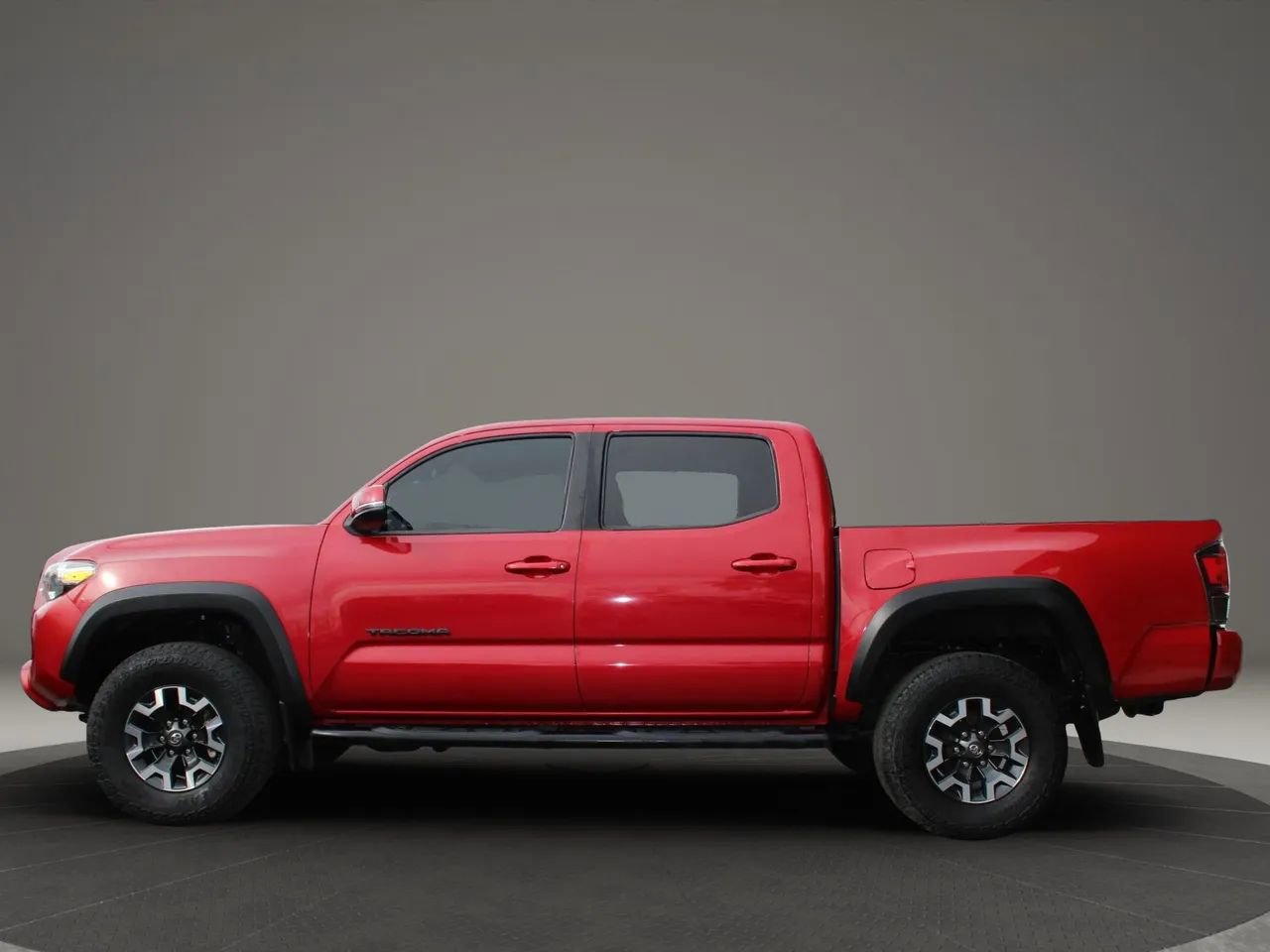 Used 2022 Toyota Tacoma TRD Off-Road image 5