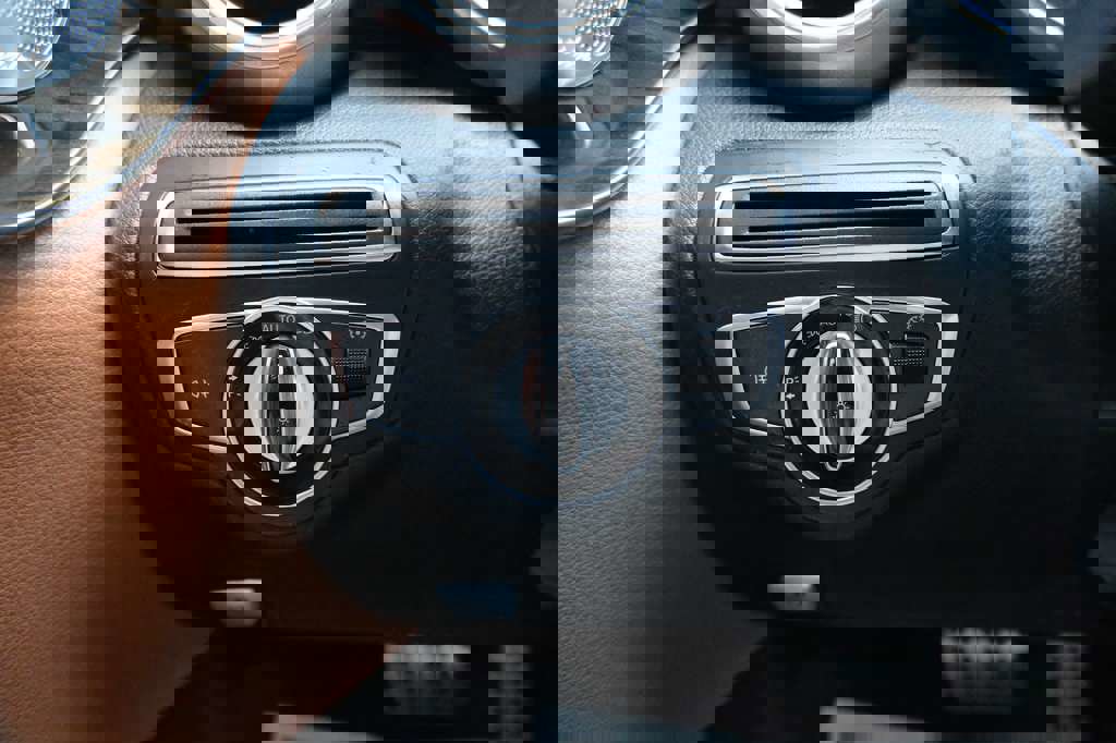 Used 2017 Mercedes-Benz C 300 Coupe w/ Premium 1 Package image 33