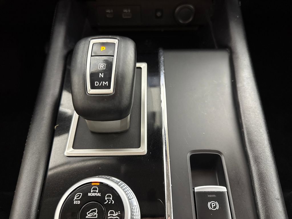 Used 2022 Mitsubishi Outlander SE image 18