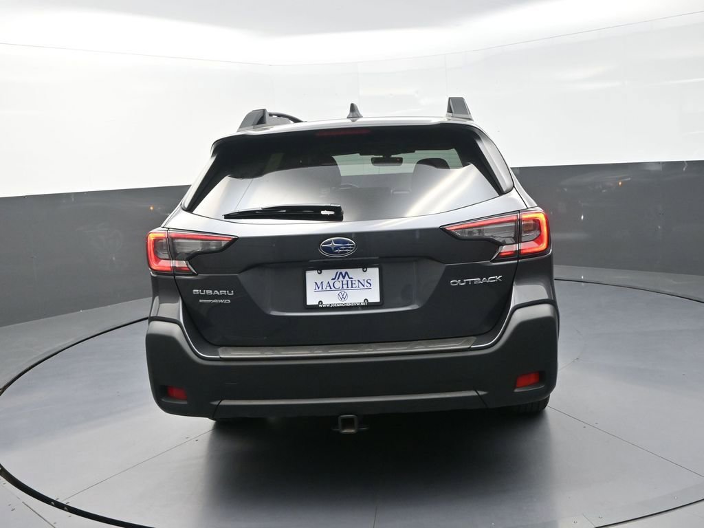 Used 2024 Subaru Outback Premium AWD/4WD image 9