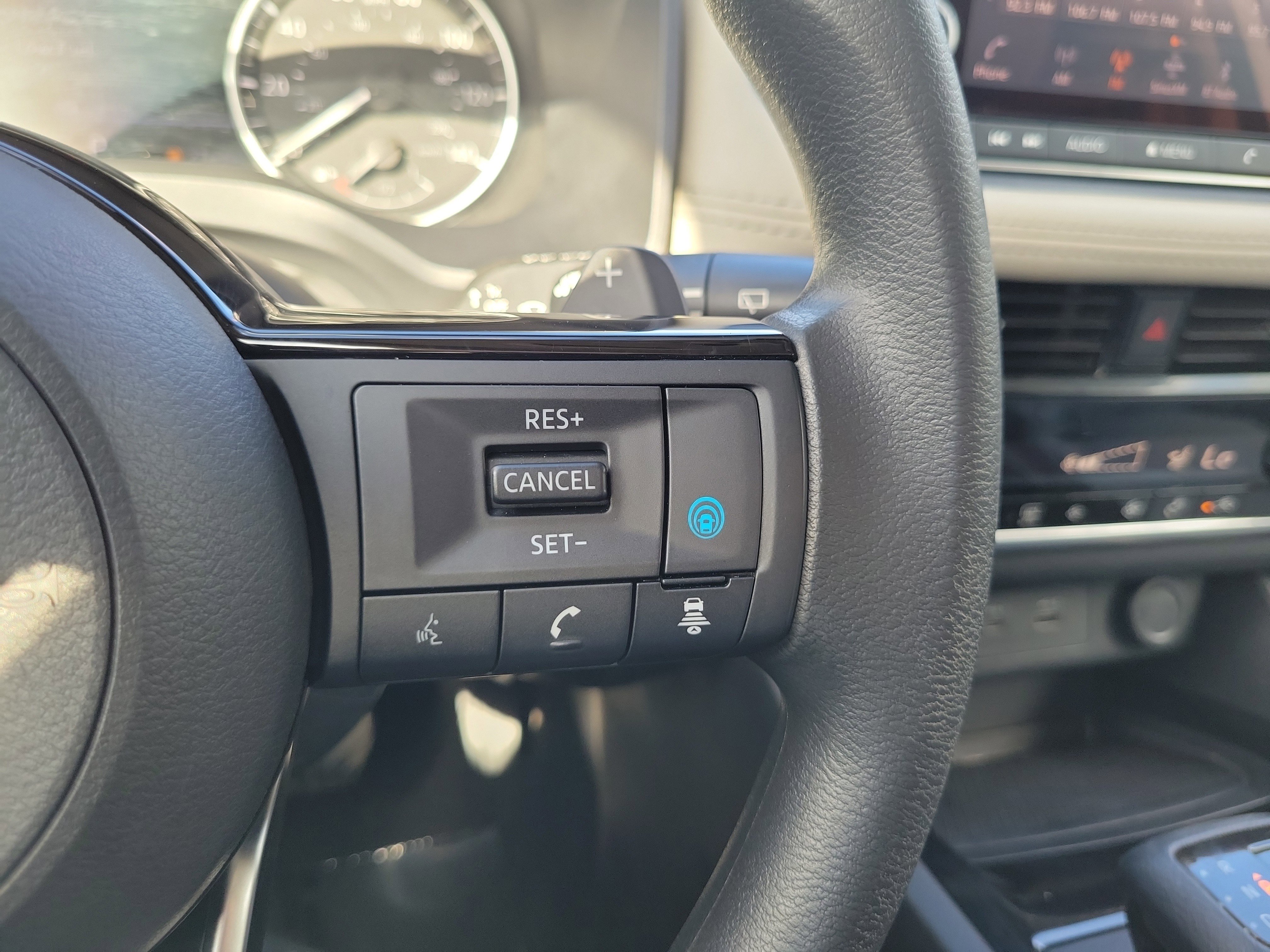 Used 2021 Nissan Rogue SV image 20