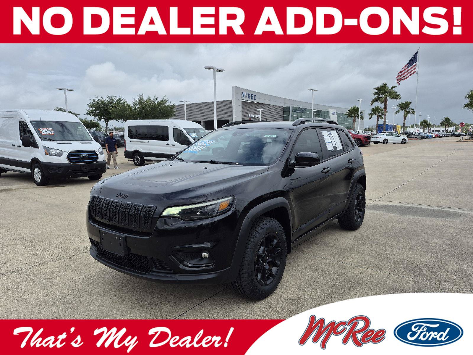 Used 2022 Jeep Cherokee Latitude AWD/4WD image 1