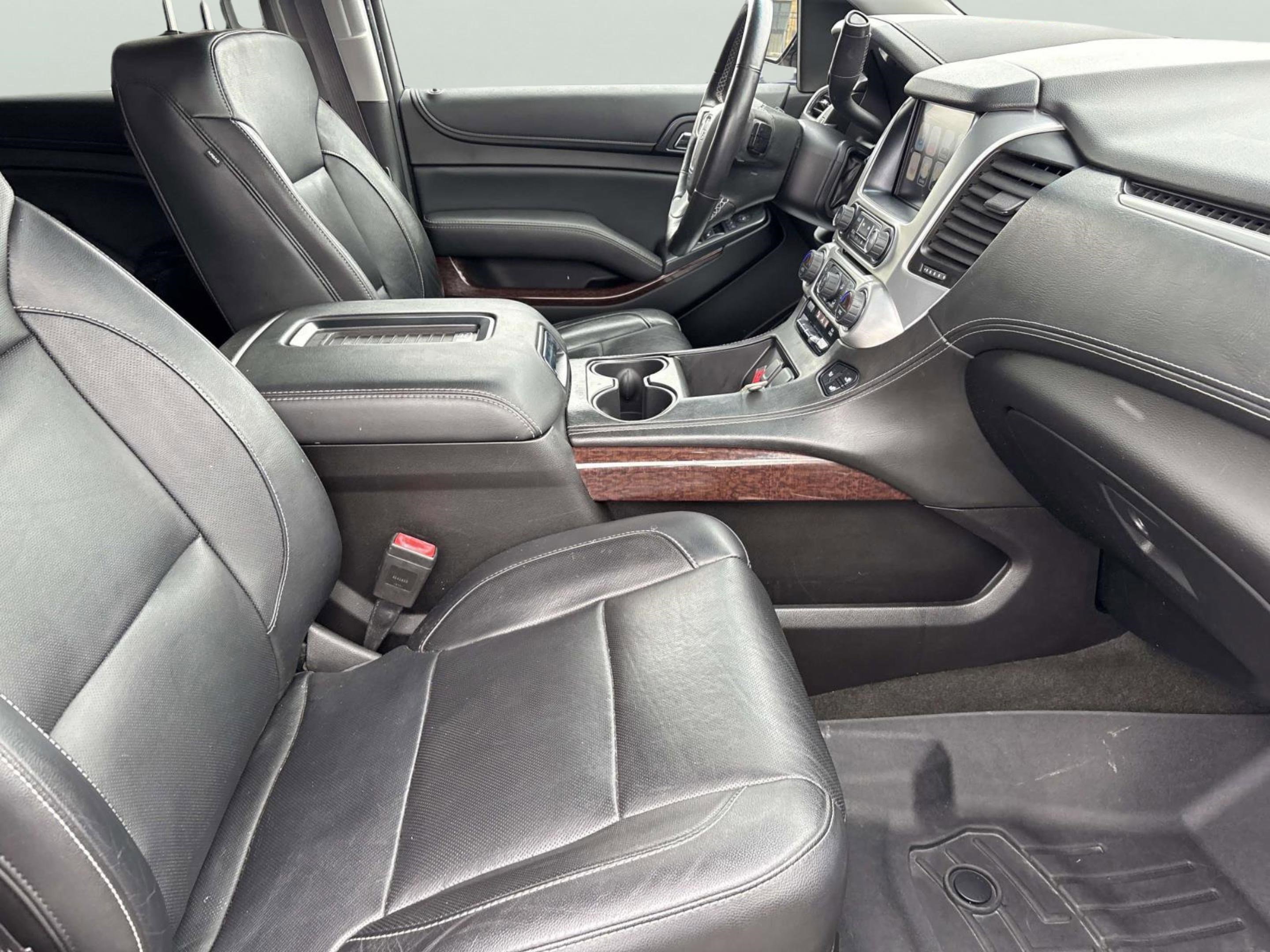 Used 2017 GMC Yukon SLT image 24