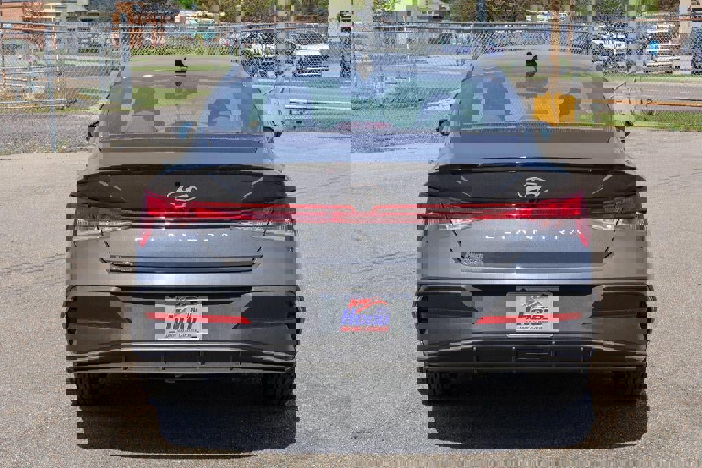 New 2026 Hyundai Elantra Sport image 24