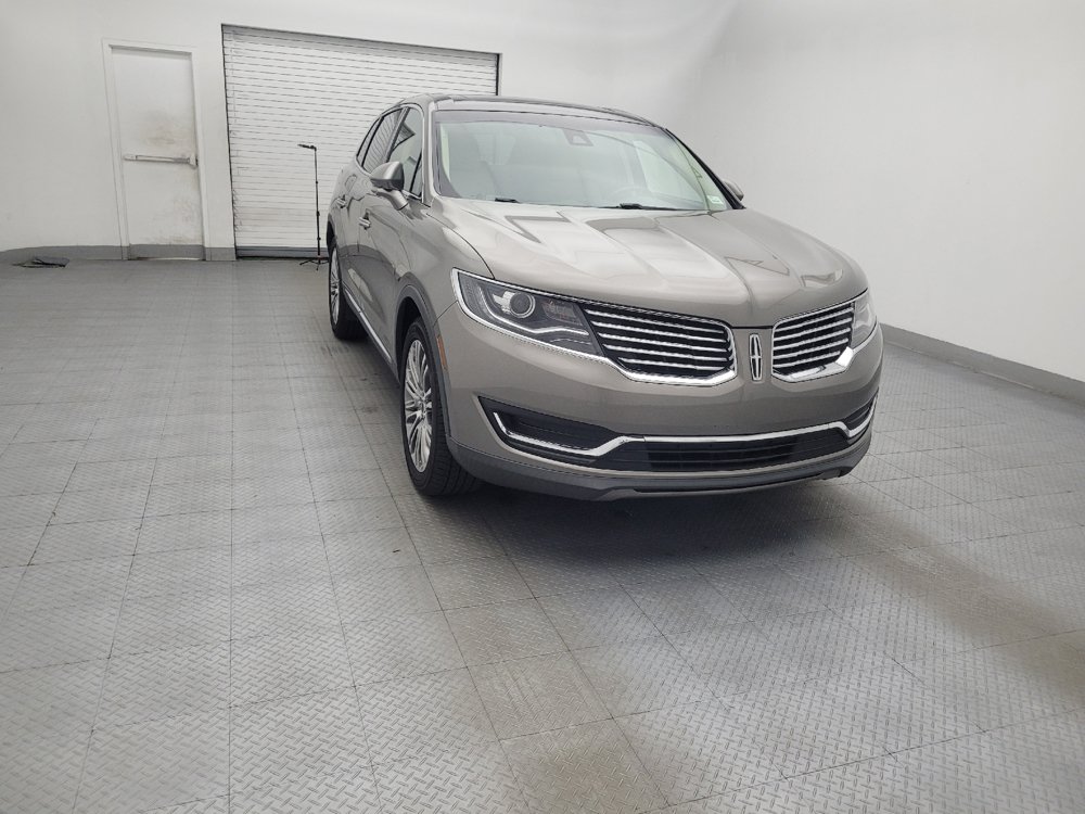 Used 2017 Lincoln MKX Reserve w/ Lincoln MKX Climate Package FWD image 14