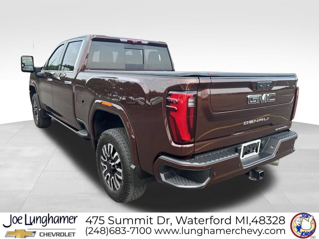 Used 2024 GMC Sierra 3500 Denali Ultimate AWD/4WD image 6