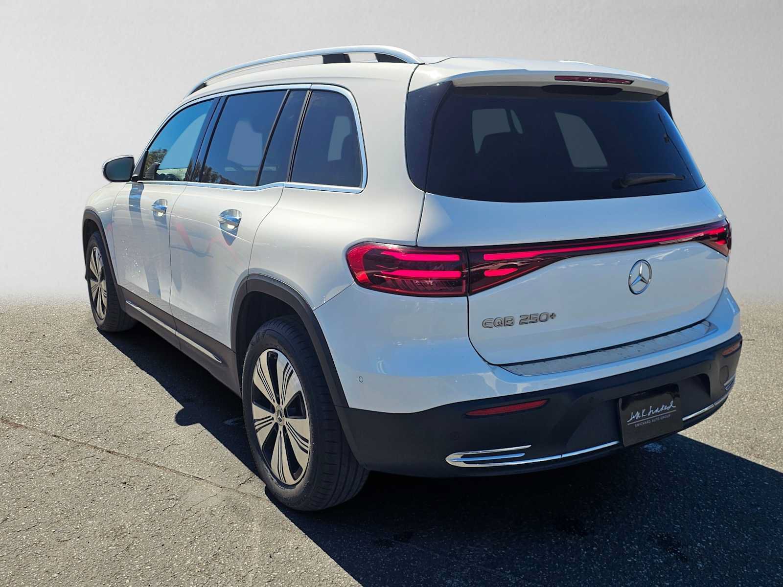 Used 2024 Mercedes-Benz EQB 250+ image 5