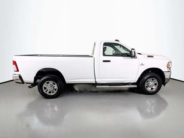 Used 2024 RAM 3500 Tradesman w/ Chrome Appearance Group AWD/4WD image 8