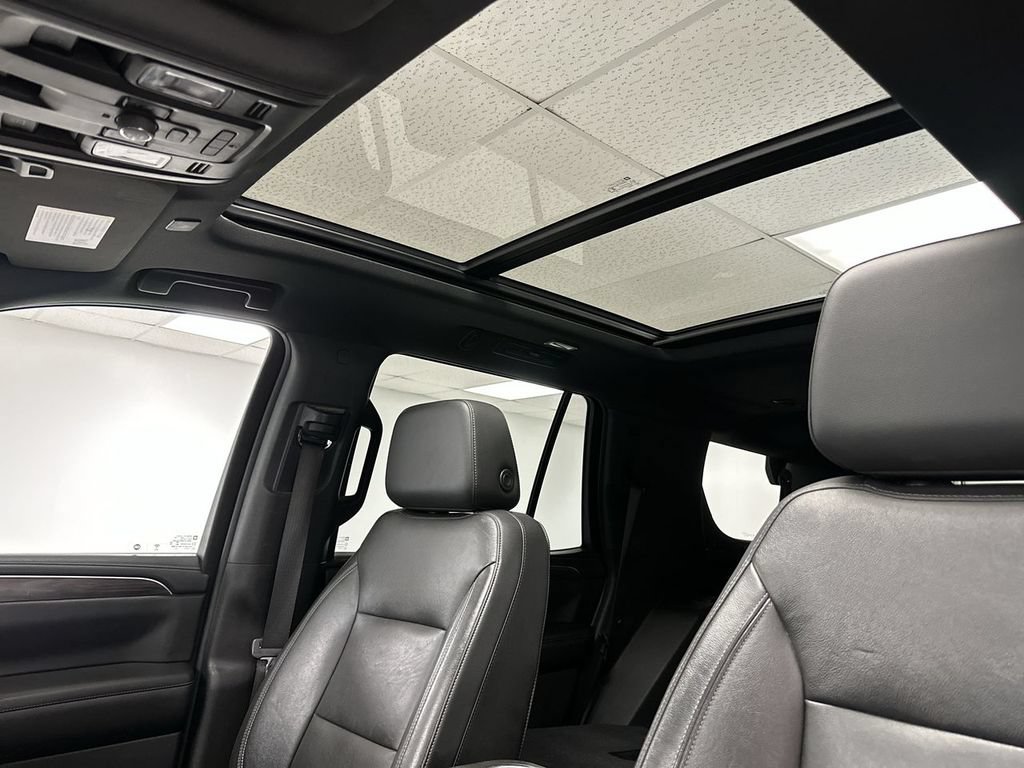 Used 2021 Chevrolet Tahoe Z71 w/ Z71 Signature Package AWD/4WD image 15
