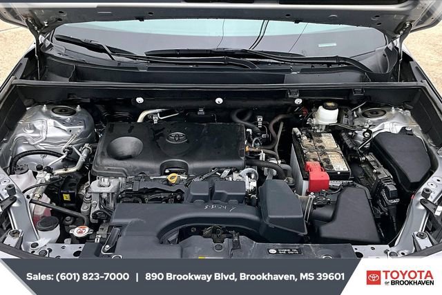 Used 2024 Toyota RAV4 XLE image 8