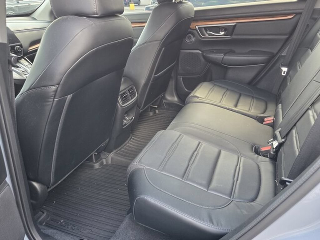 Used 2022 Honda CR-V Touring image 5